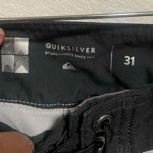 Quicksilver men’s board shorts swim trunks size 31 - Picture 5 of 9